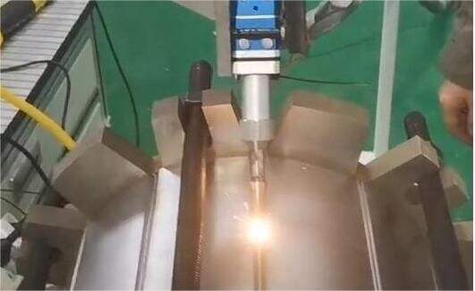 xMate CR Cobot in Laser Welding