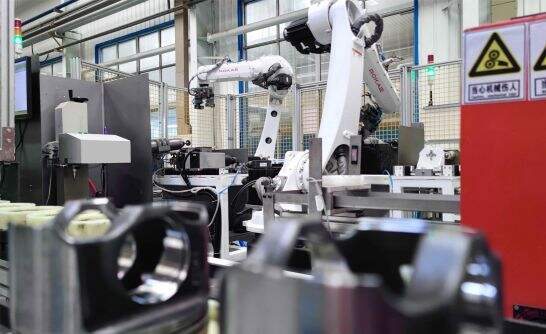 6-Axis Robot in Piston Grinding Production Line